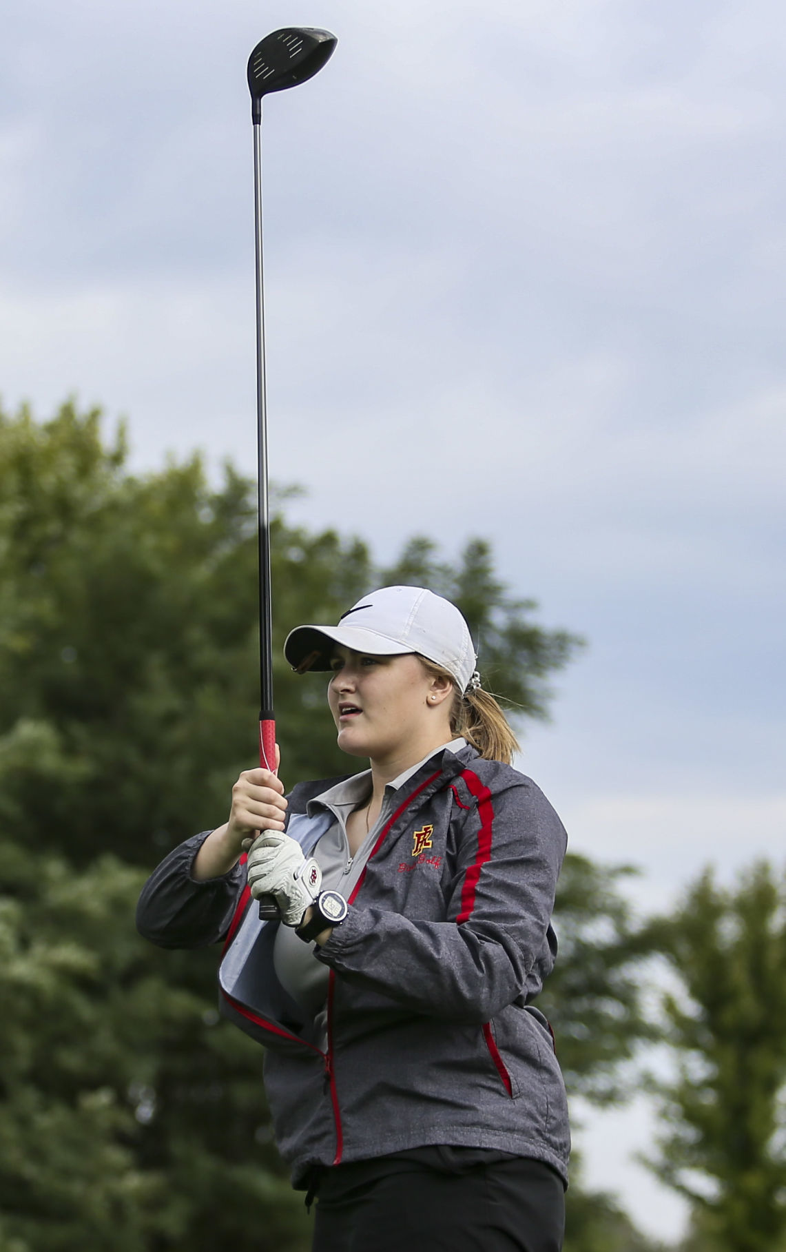100119-mda-spt-big6-girls-golf-06.jpg